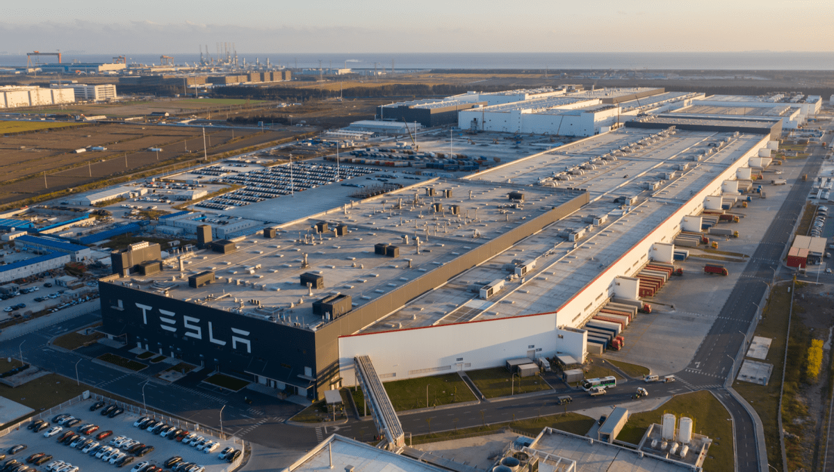 淄博全新打卡地 特斯拉“超級工廠”萬象匯快閃，點亮家庭出行新體驗